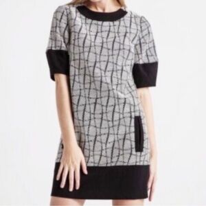 Banana Republic Colorblock Jacquard Knit Shift Dress Round Neck Pockets Size 8